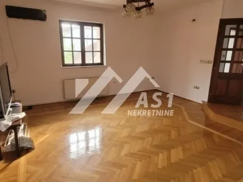 Izdavanje, kuća, 450m², Telep, Novi Sad Sve Podlokacije - image 9