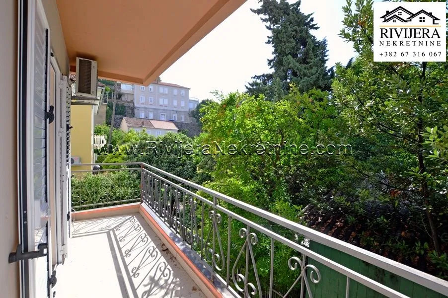 Prodaja, kuća, 201m², Centar, Herceg Novi