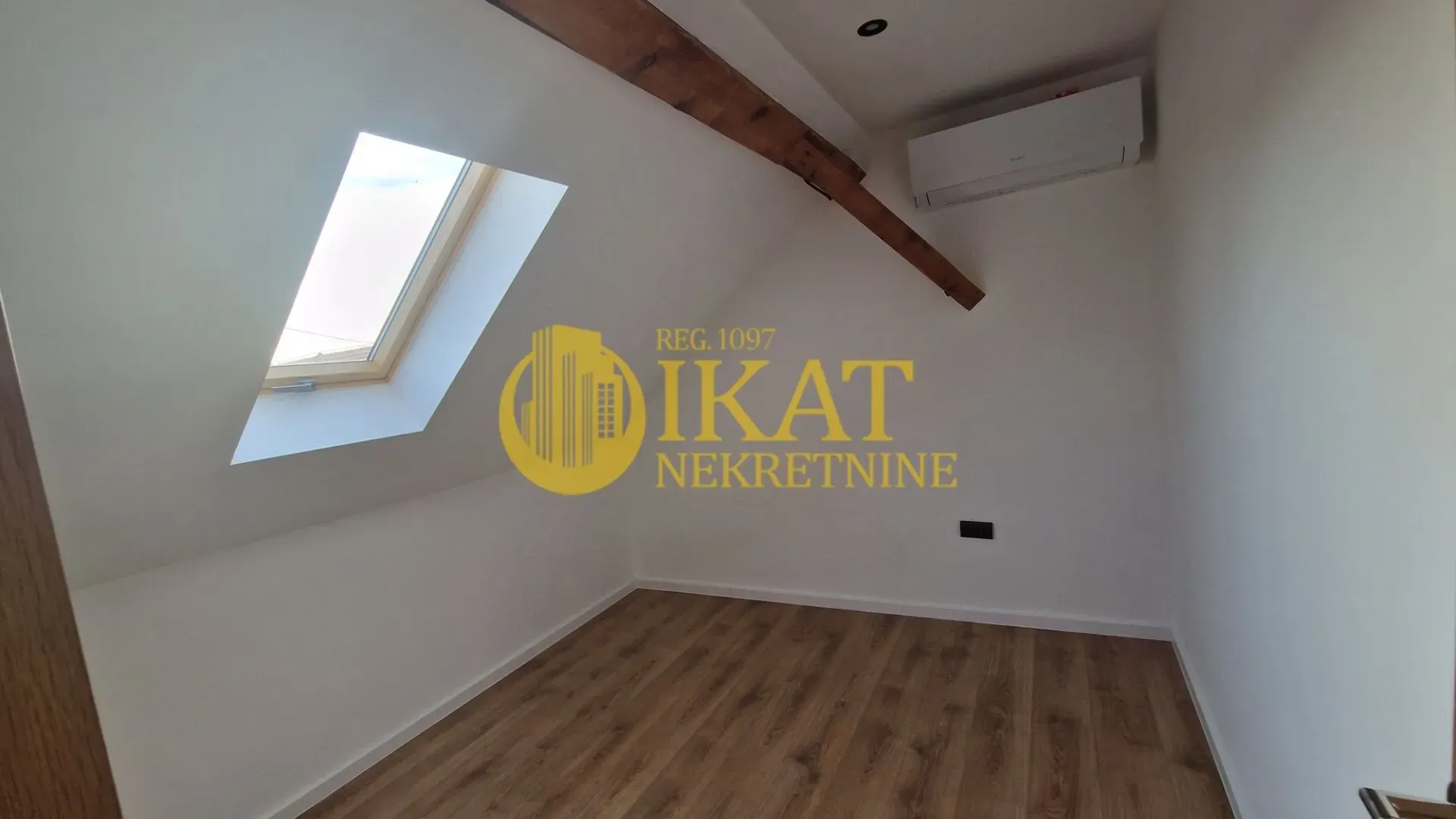 Sale, apartment, 102m², Čukarica, Beograd