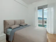 Izdavanje, četvorosoban stan, 273m², Marići, Tivat - image 14