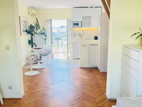 Izdavanje, dvosoban stan, 66m², Slavija, Vračar Sve Podlokacije - image 8