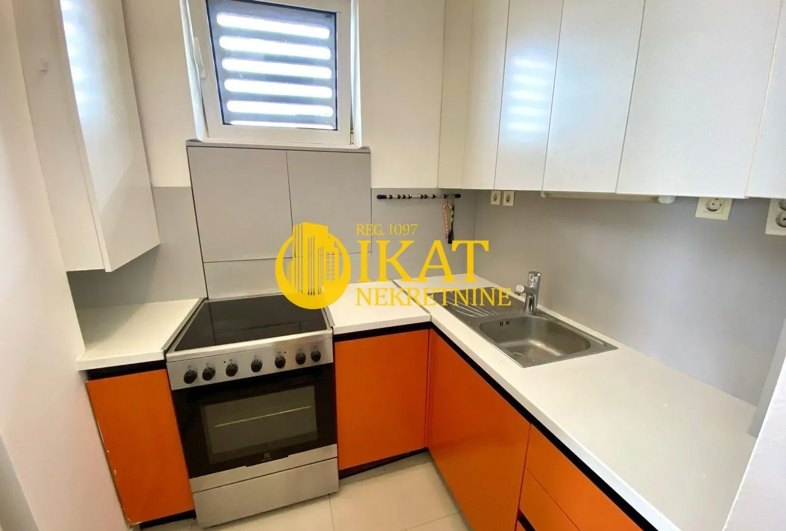 Prodaja, dvosoban stan, 60m², Stari Grad, Beograd