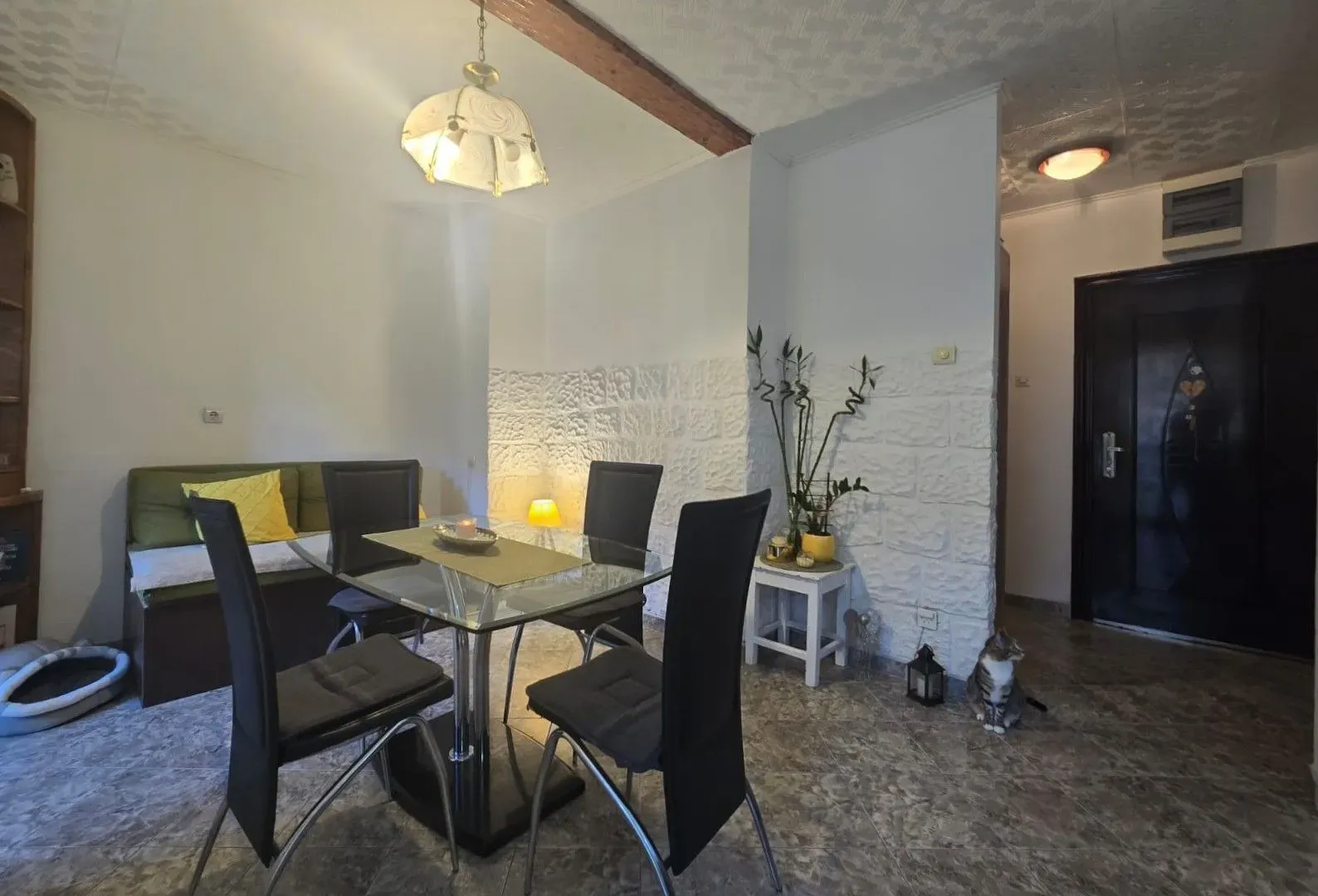 Prodaja, jednosoban stan, 35m², Škaljari, Kotor