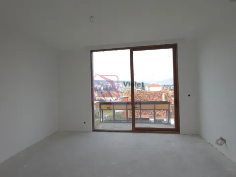 Prodaja, jednosoban stan, 41m², Stari Aerodrom, Podgorica - image 9