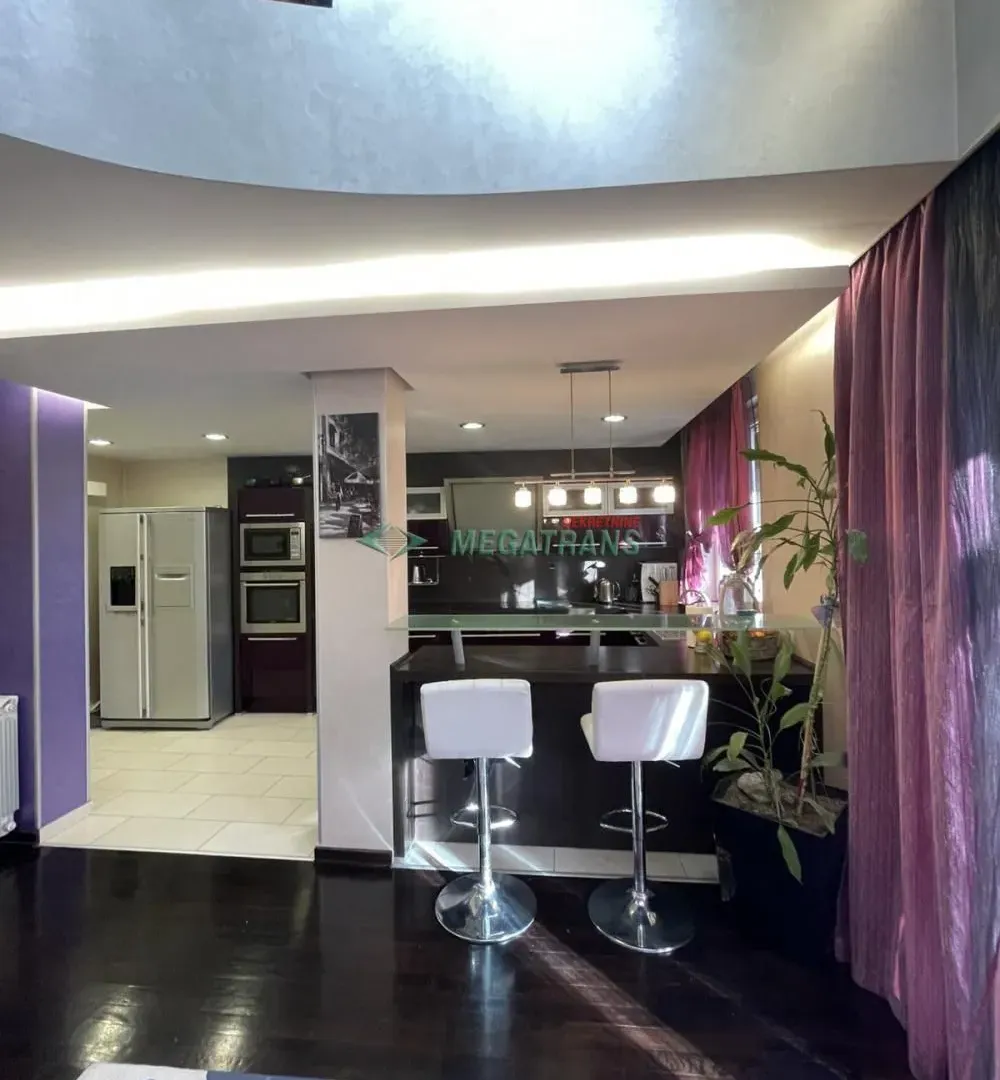 Rent, apartment, 310m², Grbavica, Novi Sad Sve Podlokacije