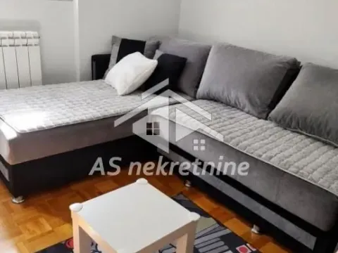 Izdavanje, četvorosoban stan, 90m², Novi Beograd Blok 28, Novi Beograd Sve Podlokacije - image 9