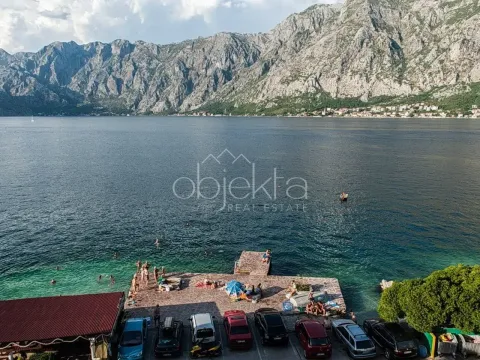 Sale, apartment, 54m², Kotor, Crna Gora - image 2