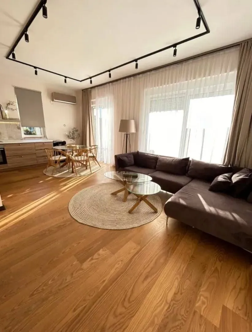 Prodaja, dvosoban stan, 76m², Pržno, Budva