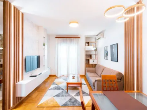 Izdavanje, stan, 46m2, Preko Morače, Podgorica Izdavanje, stan, 46m2, Preko Morače, Podgorica