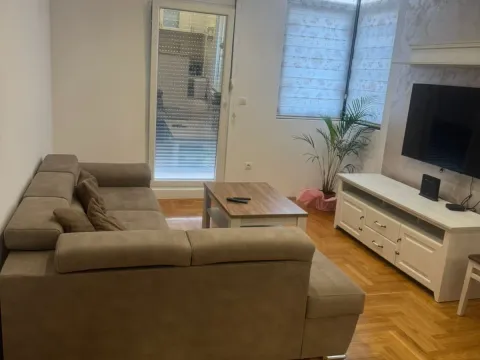 Rent, one bedroom apartment, 52m², Kava, Tivat - image 7