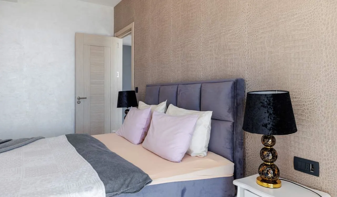 Sale, one bedroom apartment, 77m², Bečići, Budva
