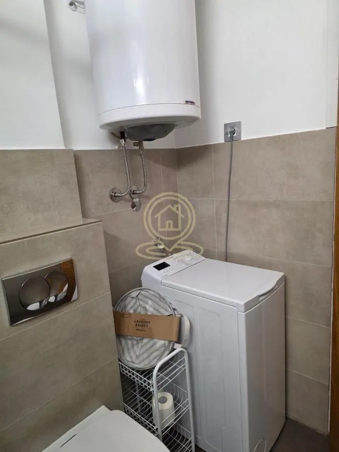 Izdavanje, dvosoban stan, 55m², Đeram Pijaca, Beograd