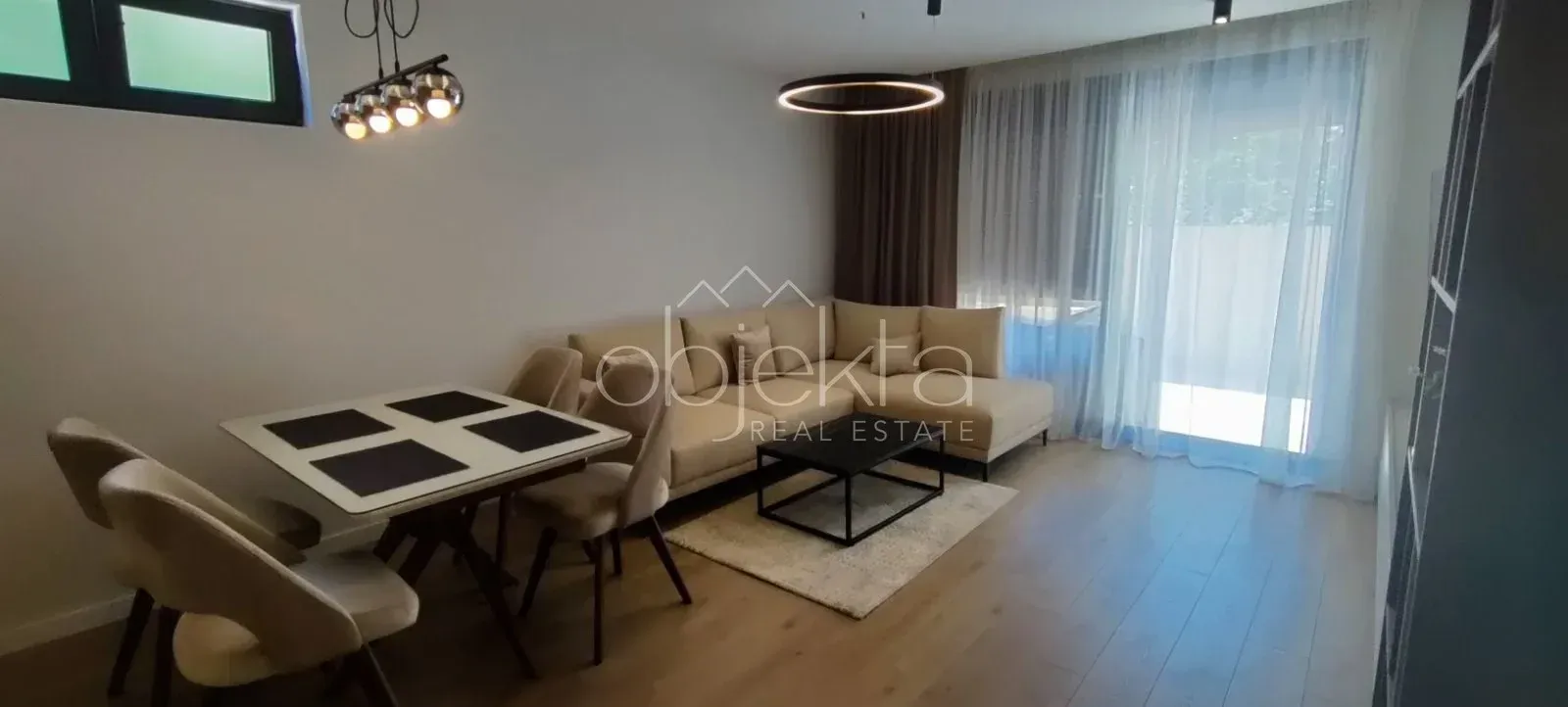 Izdavanje, stan, 83m², Tivat, Crna Gora