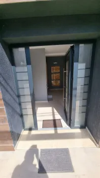 Prodaja, kuća, 300m², Tivat, Crna Gora - image 2