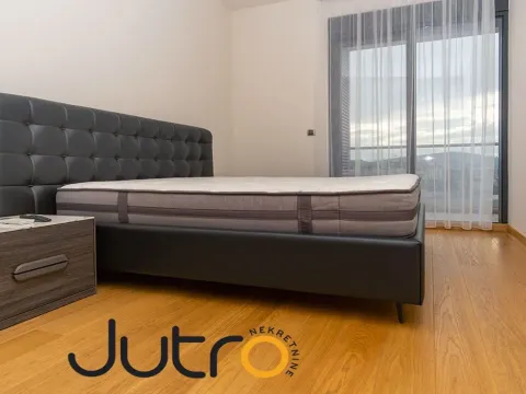 Izdavanje, trosoban stan, 120m², Podgorica, Crna Gora - image 17