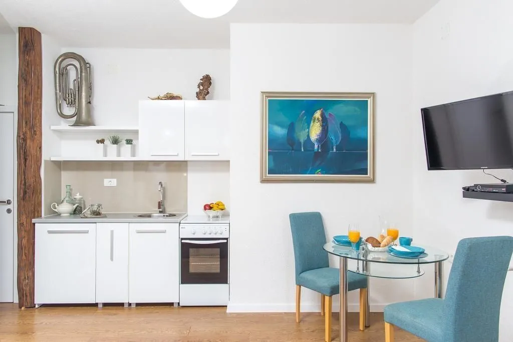 Sale, house, 170m², Krašići, Tivat