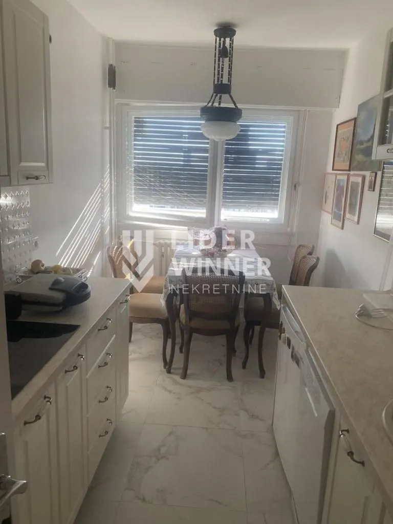 Prodaja, jednosoban stan, 35m², Centar Sve Podlokacije, Beograd