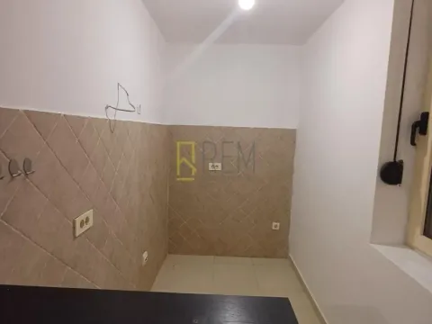 Sale, two bedroom apartment, 60m², Zabjelo, Podgorica - image 2