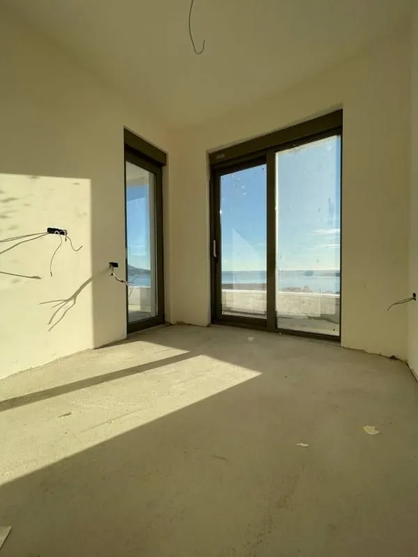 Sale, one bedroom apartment, 47m², Bečići, Budva