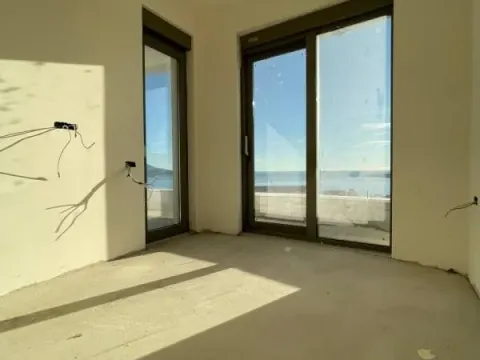 Sale, one bedroom apartment, 47m², Bečići, Budva - image 3