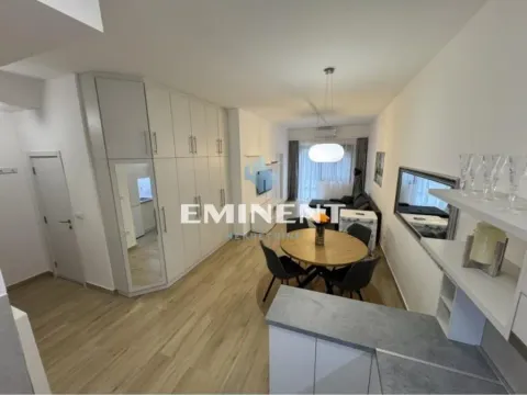 Izdavanje, stan, 52m², Palilula Sve Podlokacije, Beograd - image 2