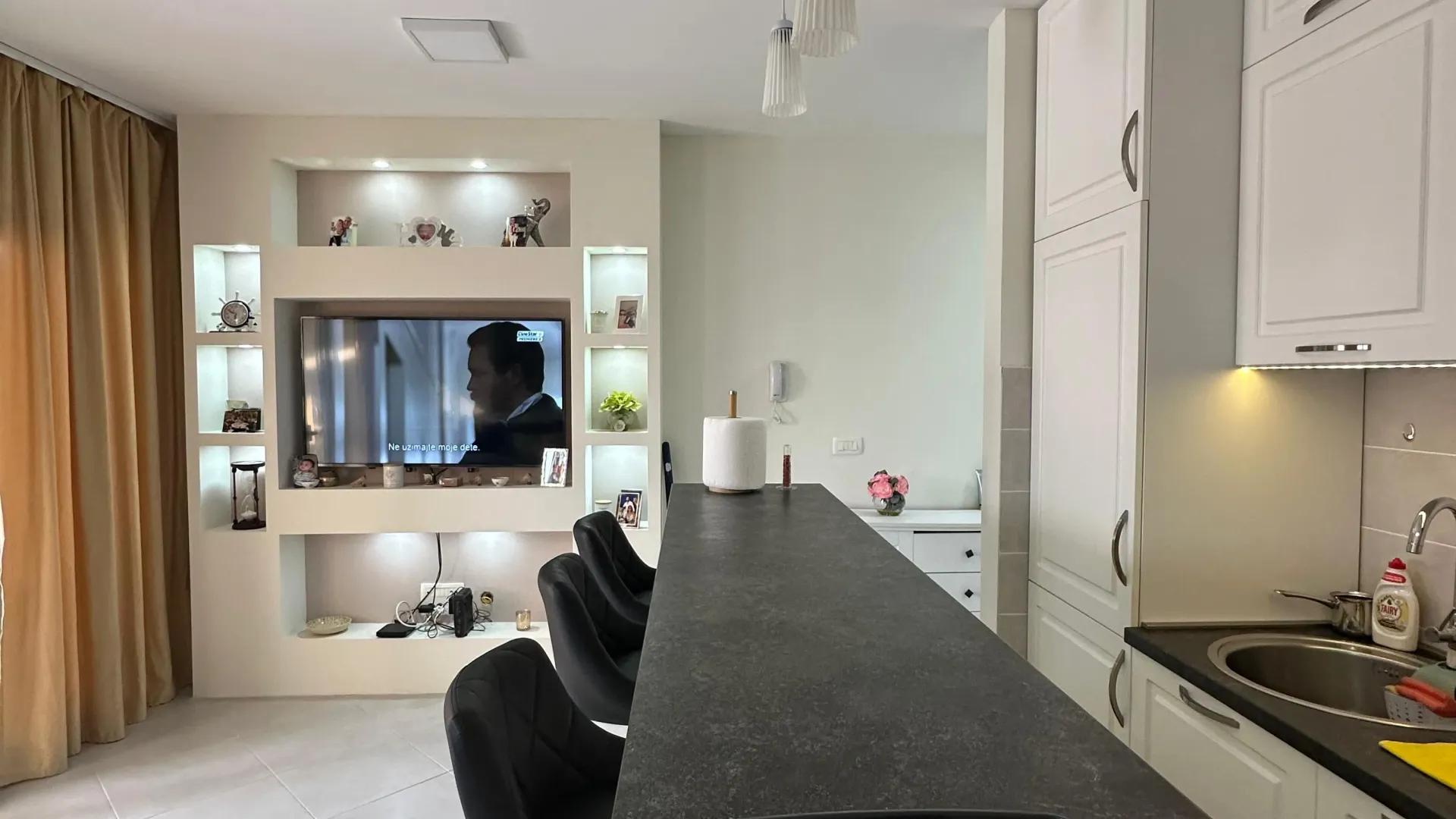 Rent, one bedroom apartment, 48m², Tivat, Crna Gora
