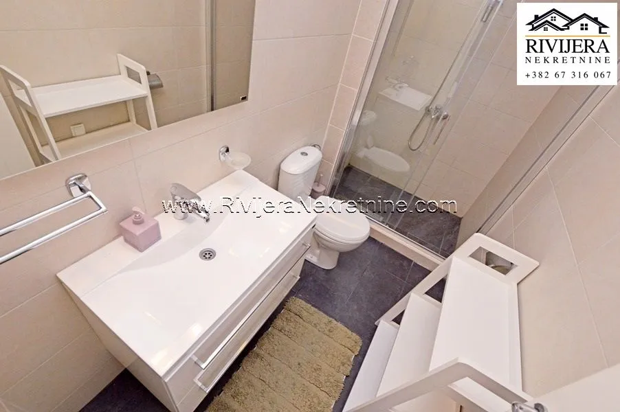 Prodaja, dvosoban stan, 73m², Đenovići, Herceg Novi
