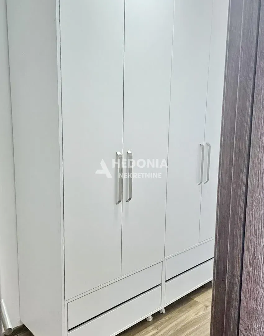 Prodaja, dvosoban stan, 46m², Kraljevi Čardaci, Kopaonik