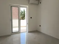 Prodaja, jednosoban stan, 45m², Dobre Vode, Bar - image 1