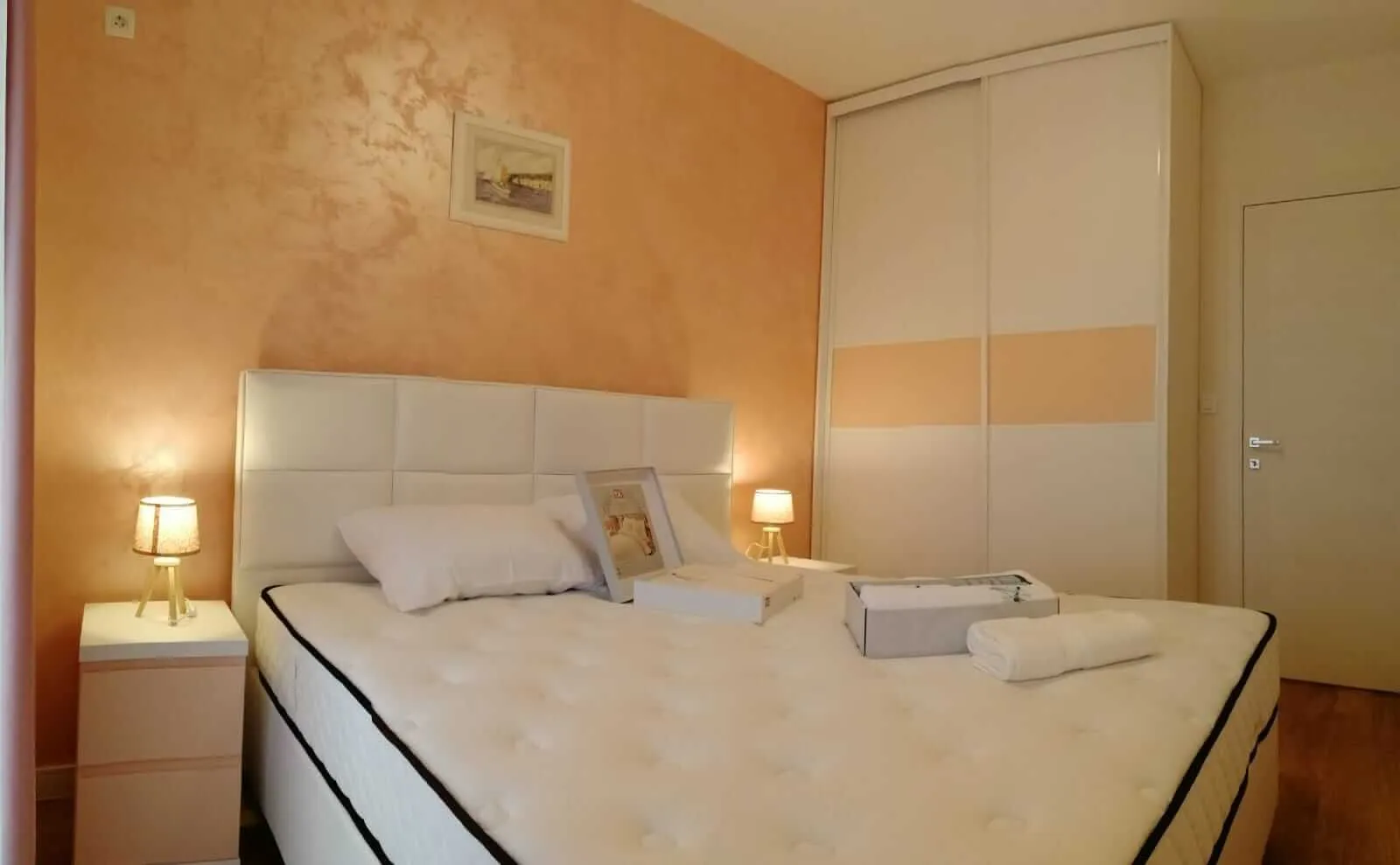 Izdavanje, jednosoban stan, 49m², Central Point, Podgorica