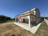 Izdavanje, kuća, 230m², Zagorič, Podgorica - image 2