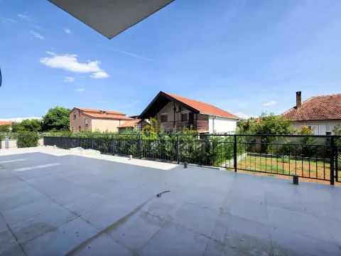 Prodaja, jednosoban stan, 38m², Donja Gorica, Podgorica - image 6