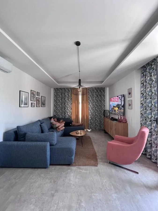 Rent, two bedroom apartment, 80m², Tivat, Crna Gora