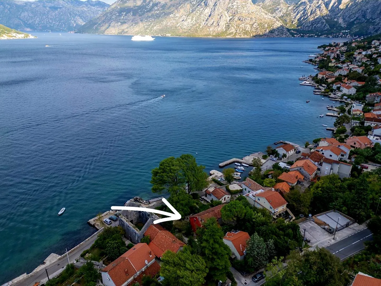Prodaja, kuća, 180m², Dobrota, Kotor