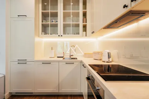 Prodaja, jednosoban stan, 71m², Luštica Bay, Tivat - image 12