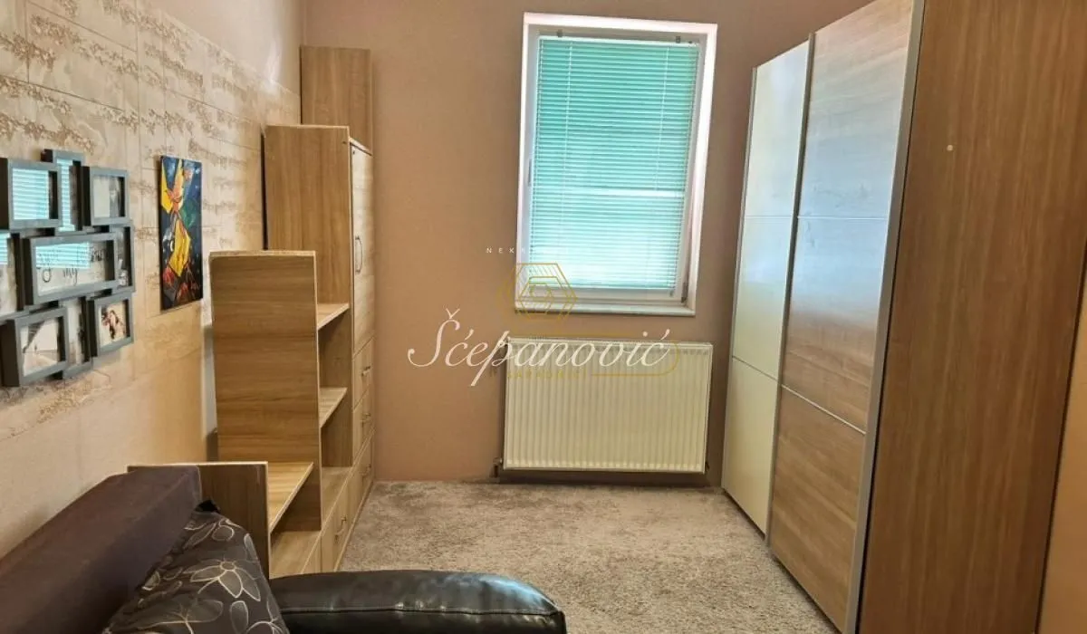 Prodaja, stan, 193m², Centar, Novi Sad