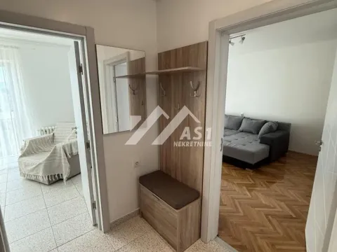 Rent, one bedroom apartment, 37m², Podbara, Novi Sad Sve Podlokacije - image 4