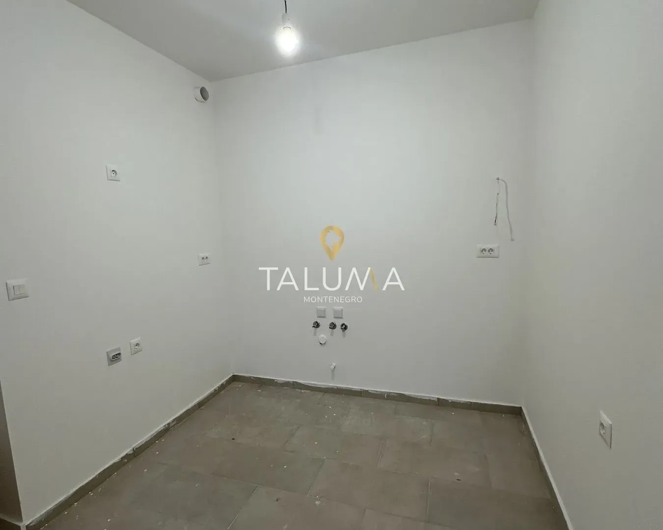 Prodaja, jednosoban stan, 48m², Centar, Cetinje