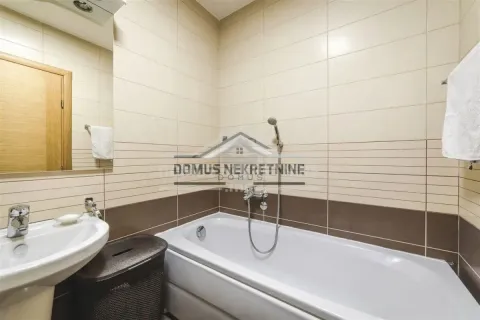Rent, one bedroom apartment, 51m², Zagorič, Podgorica - image 9