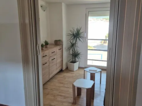 Rent, two bedroom apartment, 54m², Bjeliši, Bar - image 8