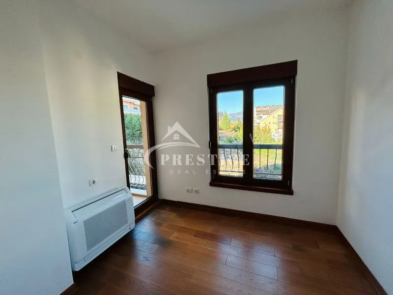 Prodaja, dvosoban stan, 69m², Momišići, Podgorica