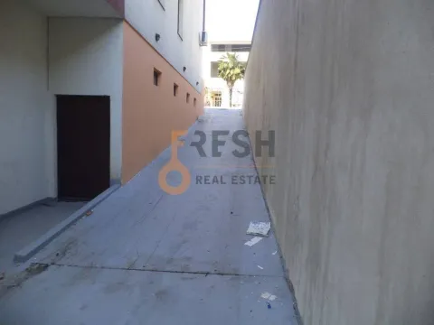 Sale, office space, 500m², Dalmatinska ulica, Podgorica - image 11