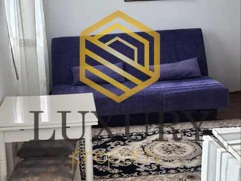 Izdavanje, garsonjera, 35m², Blok 5, Podgorica - image 5