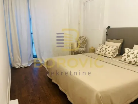 Izdavanje, trosoban stan, 90m², Kalenić Pijaca, Vračar Sve Podlokacije - image 6