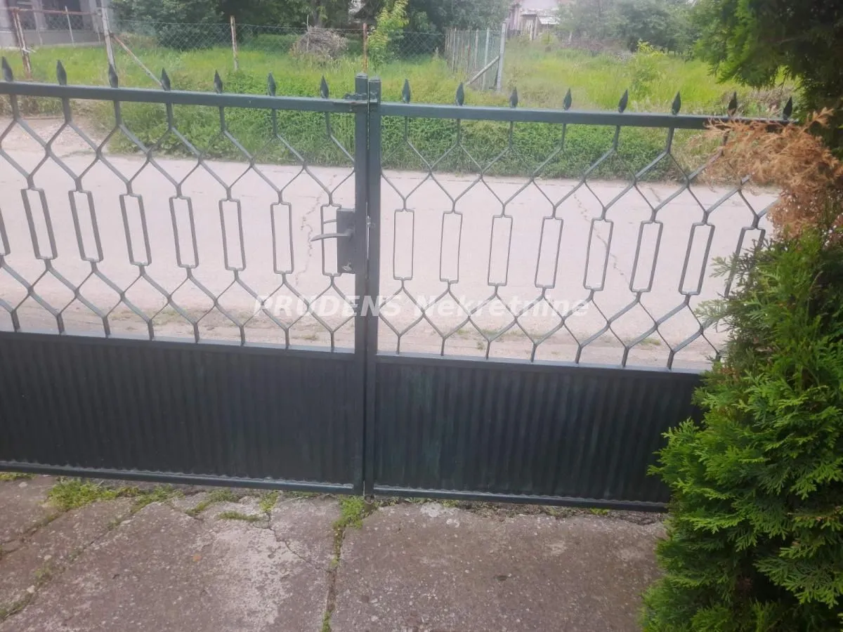Prodaja, kuća, 70m², Surčin, Beograd
