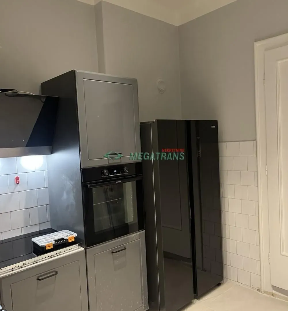 Izdavanje, trosoban stan, 105m², Novi Sad Sve Podlokacije, Novi Sad