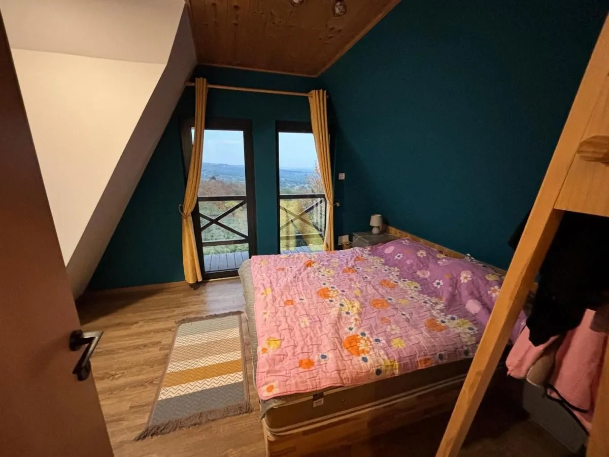 Prodaja, kuća, 130m², Sremska Mitrovica, Srbija