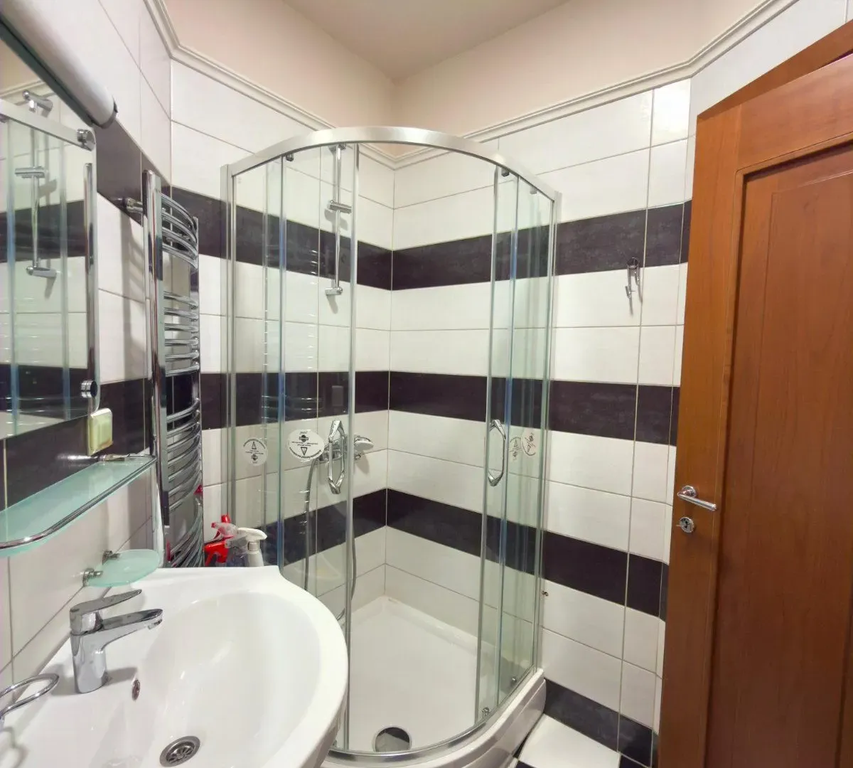 Prodaja, jednosoban stan, 50m², Centar, Podgorica