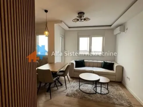 Izdavanje, stan, 40m², Bulbulder, Zvezdara Sve Podlokacije - image 1