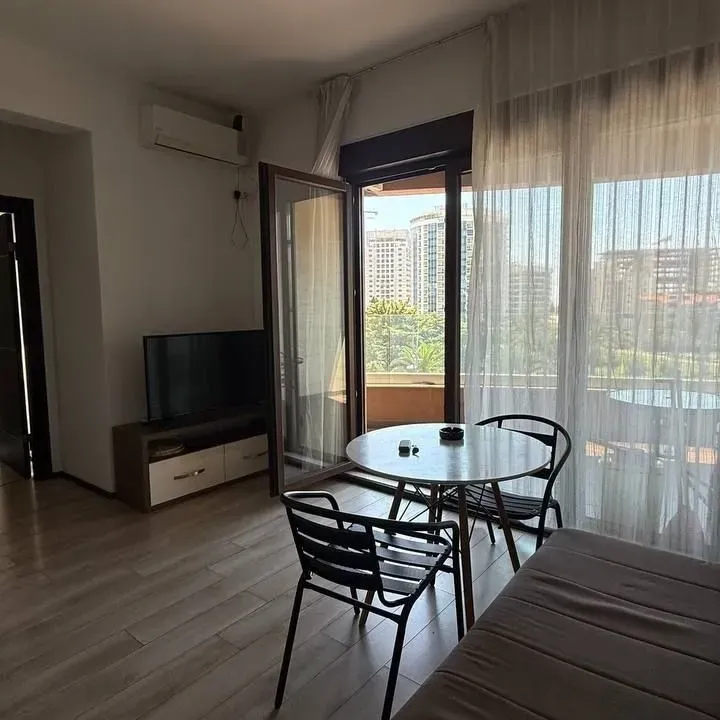 Prodaja, jednosoban stan, 38m², Centar, Budva
